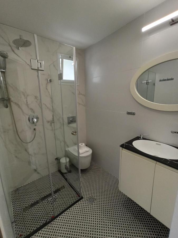 Boutique 22 Guest Rooms Haifa Bagian luar foto